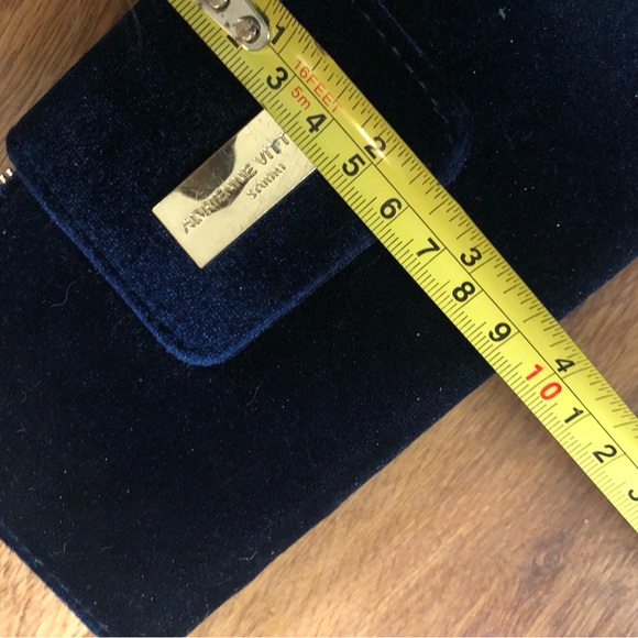 Blue Velvet Wallet - Picture 8 of 8